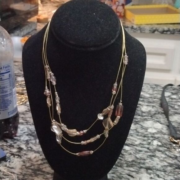 Necklace and earring set - Picture 3 of 4